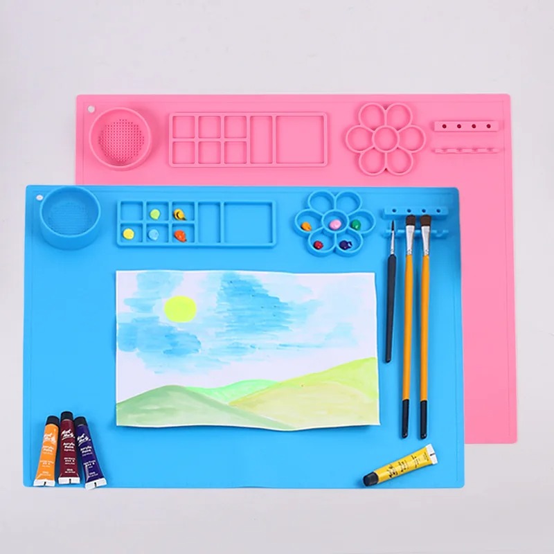 Painting Station with Brush Rinser