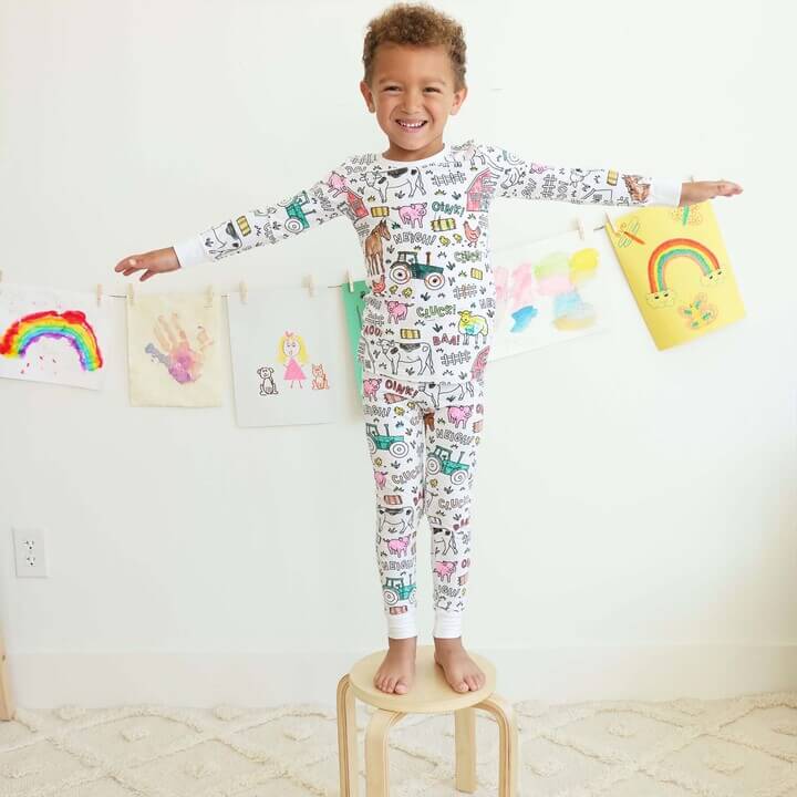 Color Me Suit With FABRIC MARKER